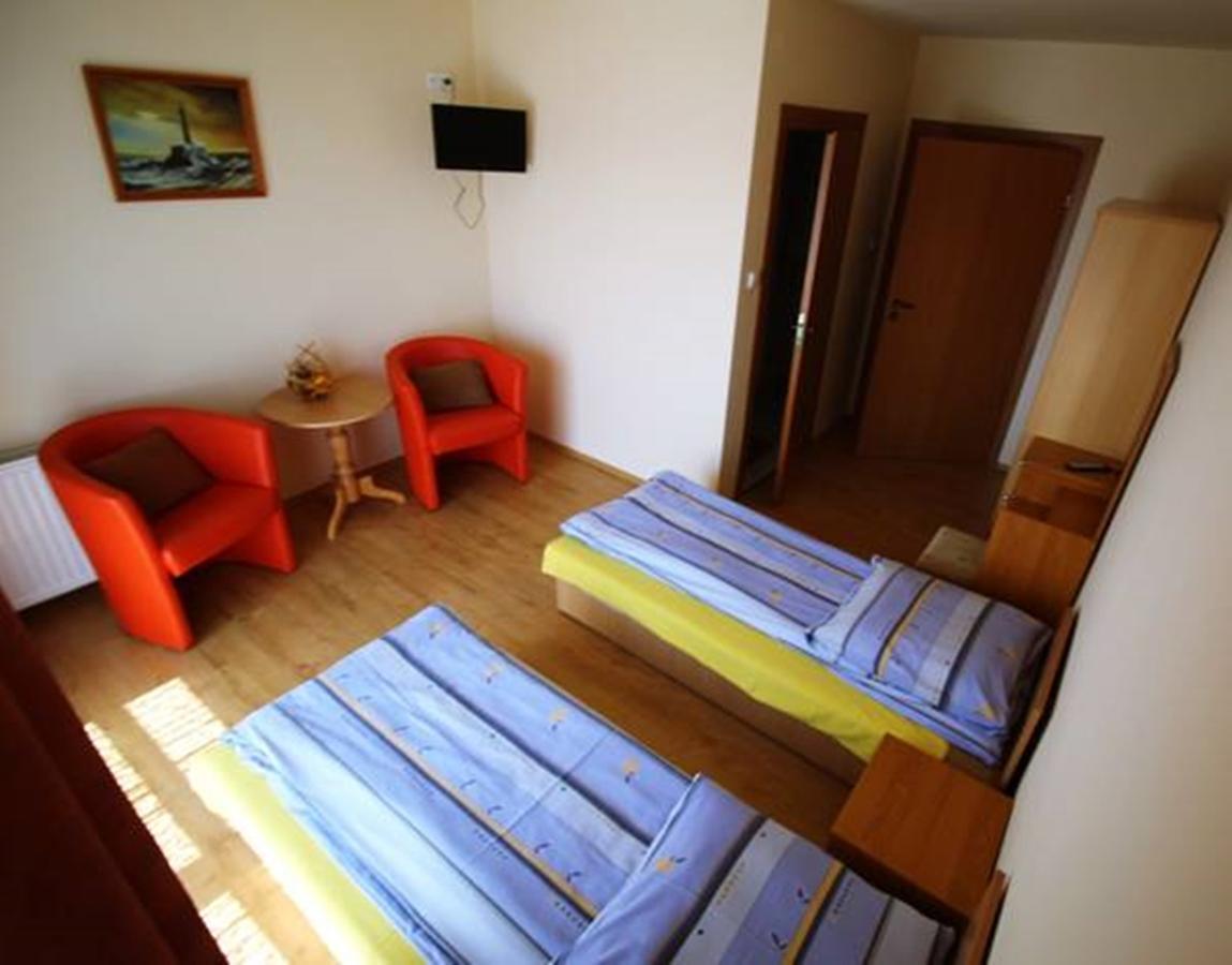 Bed and Breakfast Michalek W Rowach à Rowy  Extérieur photo